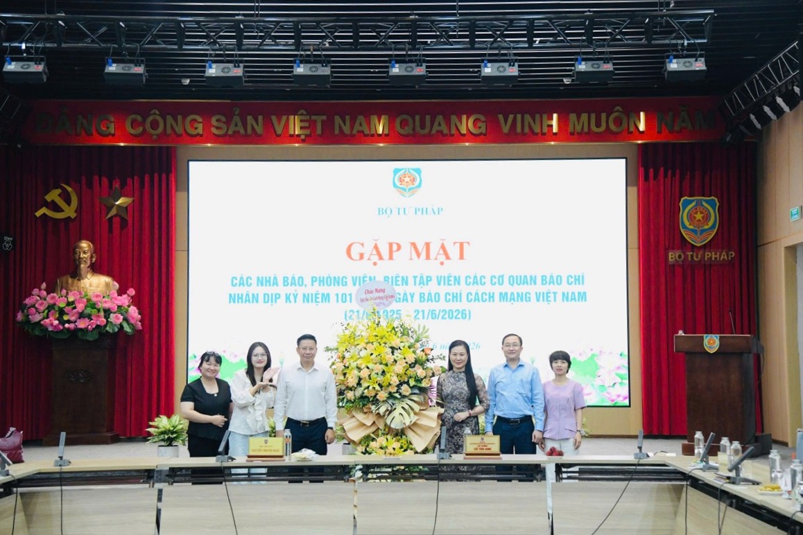 Chào mừng Ngày Báo chí cách mạng Việt Nam 21-6